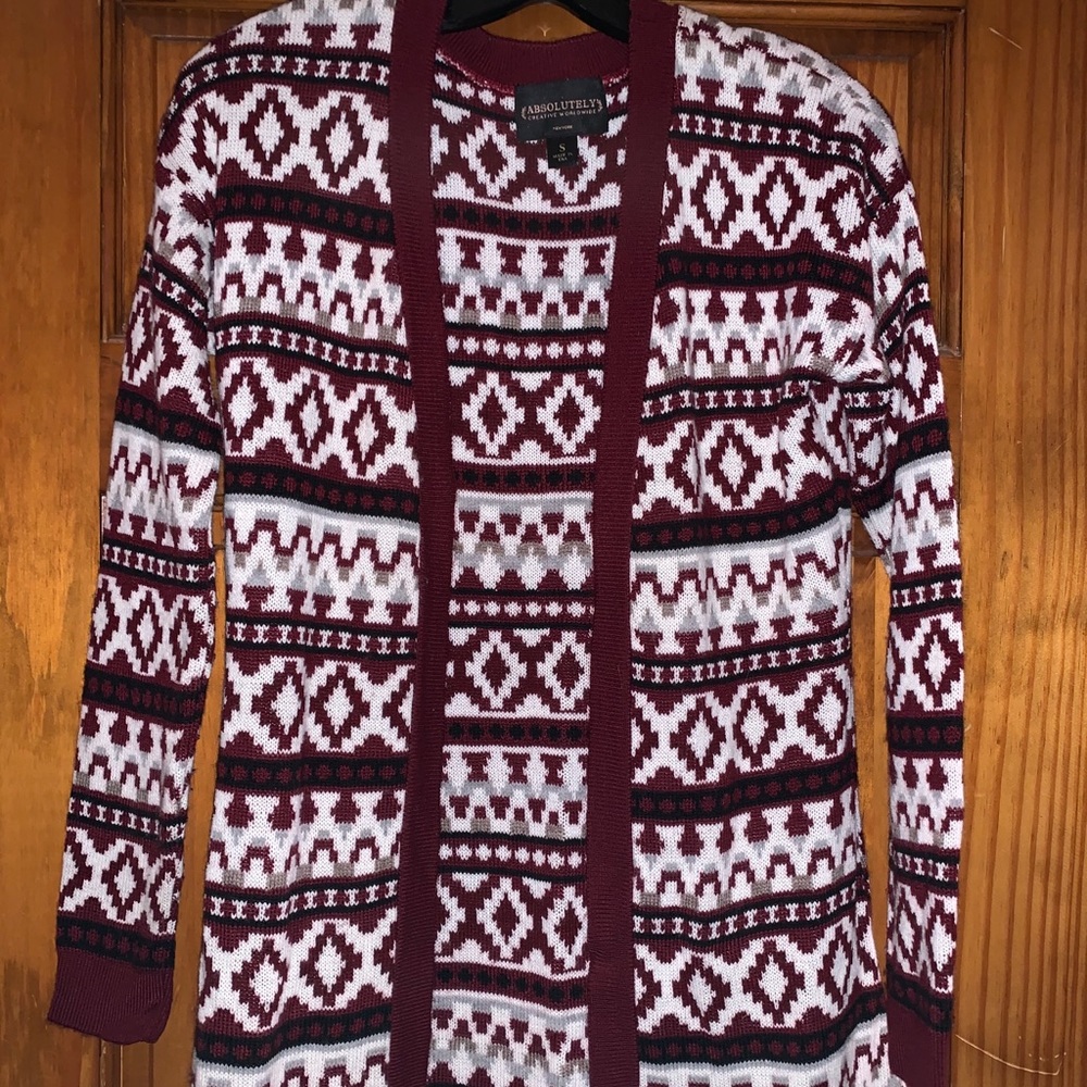 Absolutely Creative worldwide cardigan. Size Small